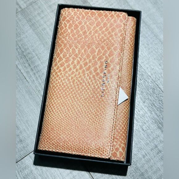 NWT Liebeskind Batilda SnakeLeather Wallet - Picture 1 of 5